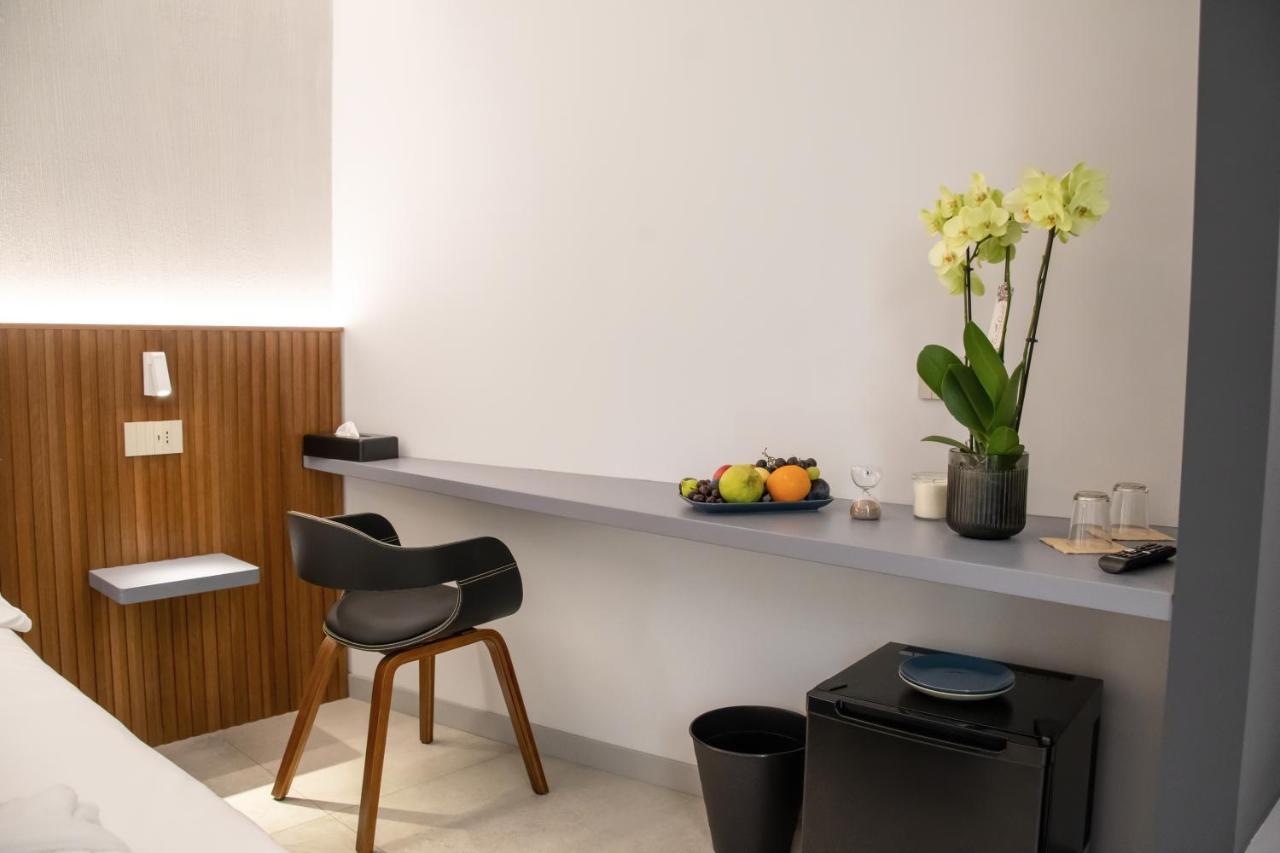 Villa D'Orville Luxury Suites 陶尔米纳 外观 照片