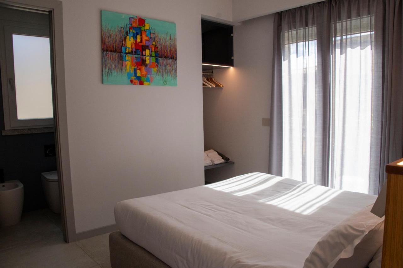 Villa D'Orville Luxury Suites 陶尔米纳 外观 照片