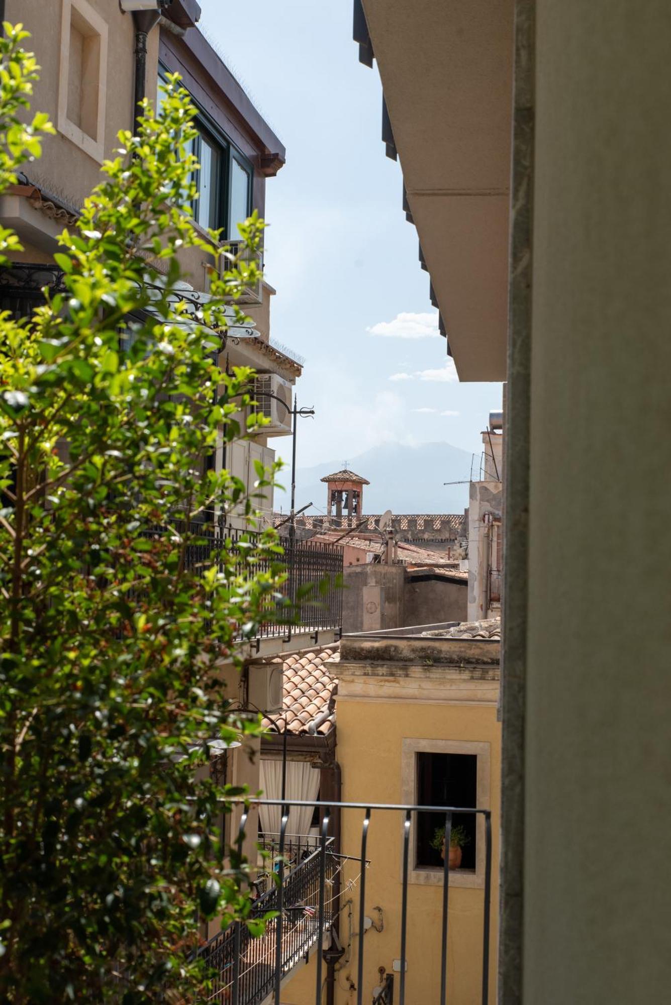 Villa D'Orville Luxury Suites 陶尔米纳 外观 照片