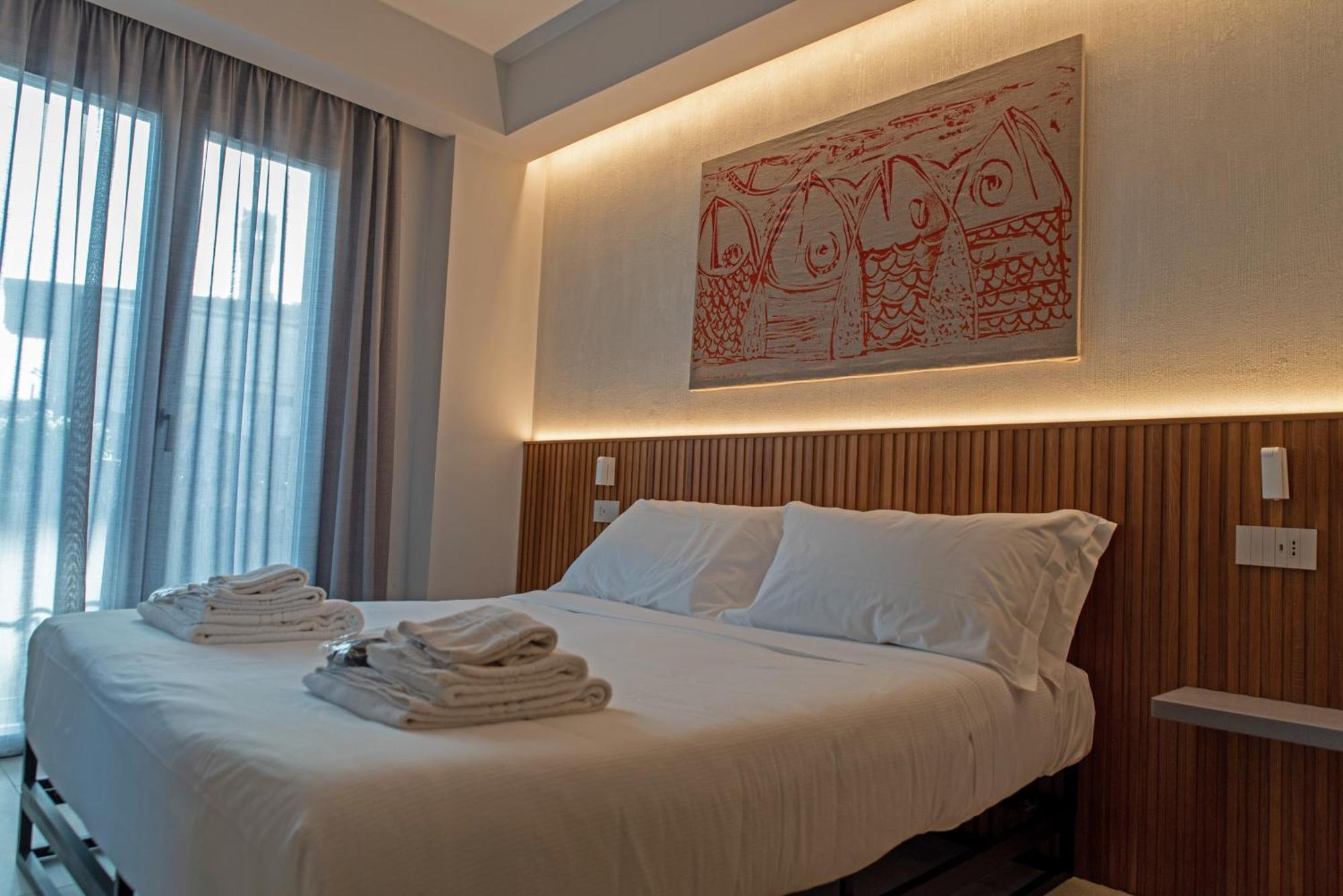 Villa D'Orville Luxury Suites 陶尔米纳 外观 照片